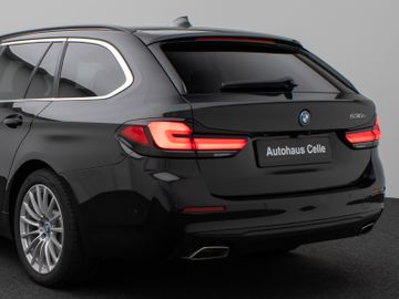 Fahrzeugabbildung BMW 530e Tour HUD Laser Sportsitz Komfortzugang