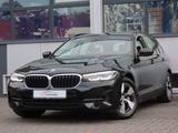 BMW 530i xDrive Touring Autom. Leder Head-Up Navi - BMW 5er Reihe: Schwarz