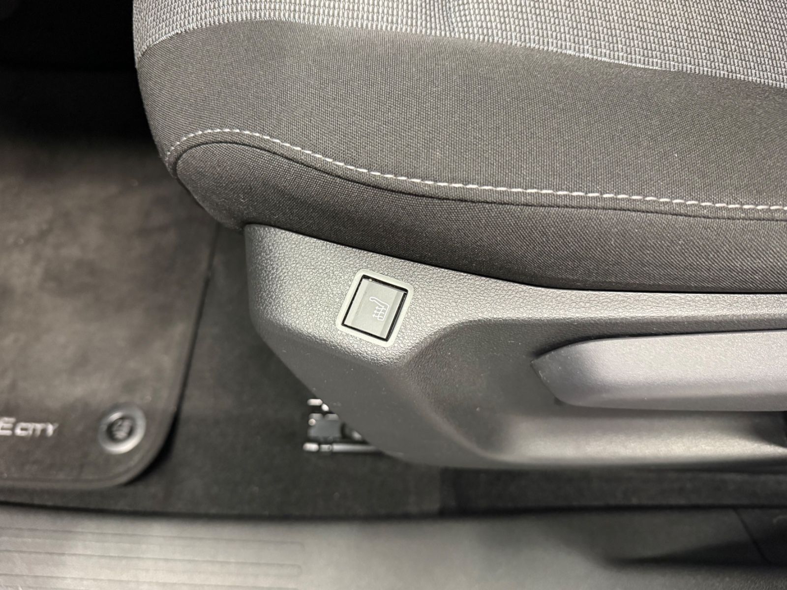 Fahrzeugabbildung Toyota Proace City Verso L1 Shuttle, Apple Car Play