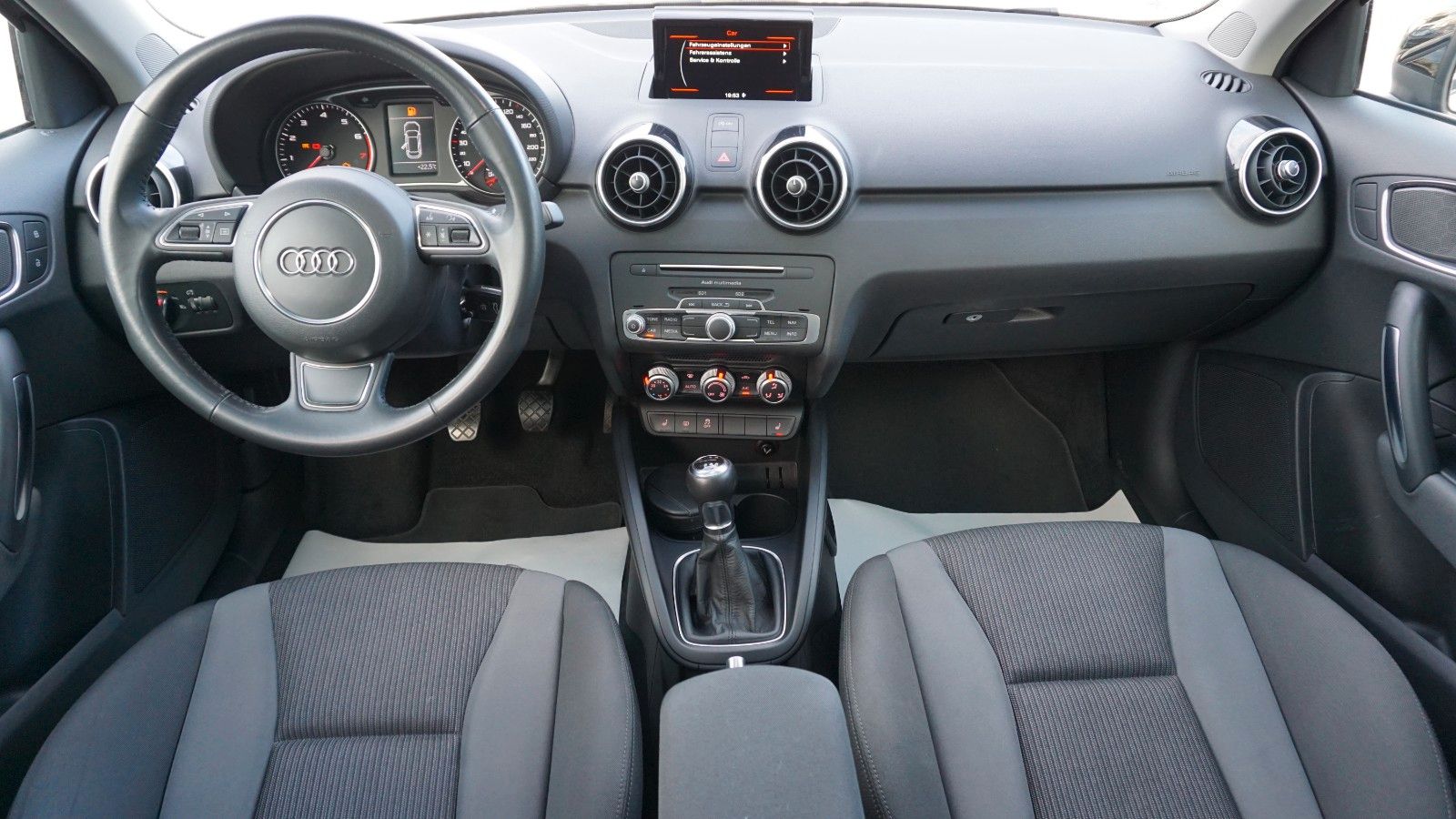 Fahrzeugabbildung Audi A1 Sportback design Xenon, SH, SD, PDC, HU NEU