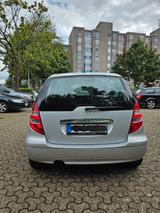 Mercedes-Benz A 150 ELEGANCE Elegance - Mercedes-Benz A 150: Elegance