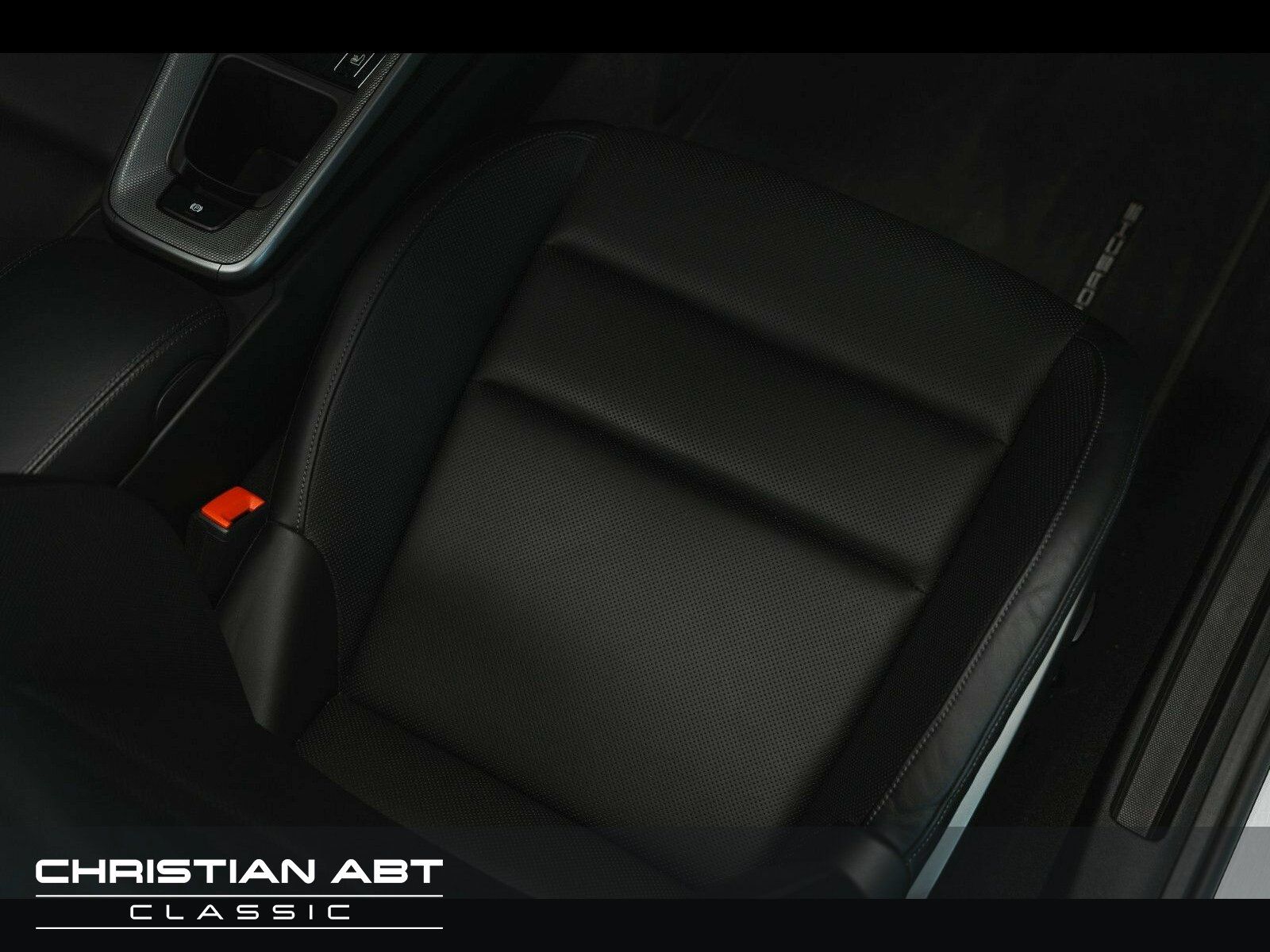 Fahrzeugabbildung Porsche Carrera Sitzbelüftung * 360 Grad * Sport Chrono