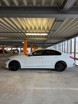 BMW 330d Sport Line Automatik Sport Line - BMW 330 Gebrauchtwagen in München