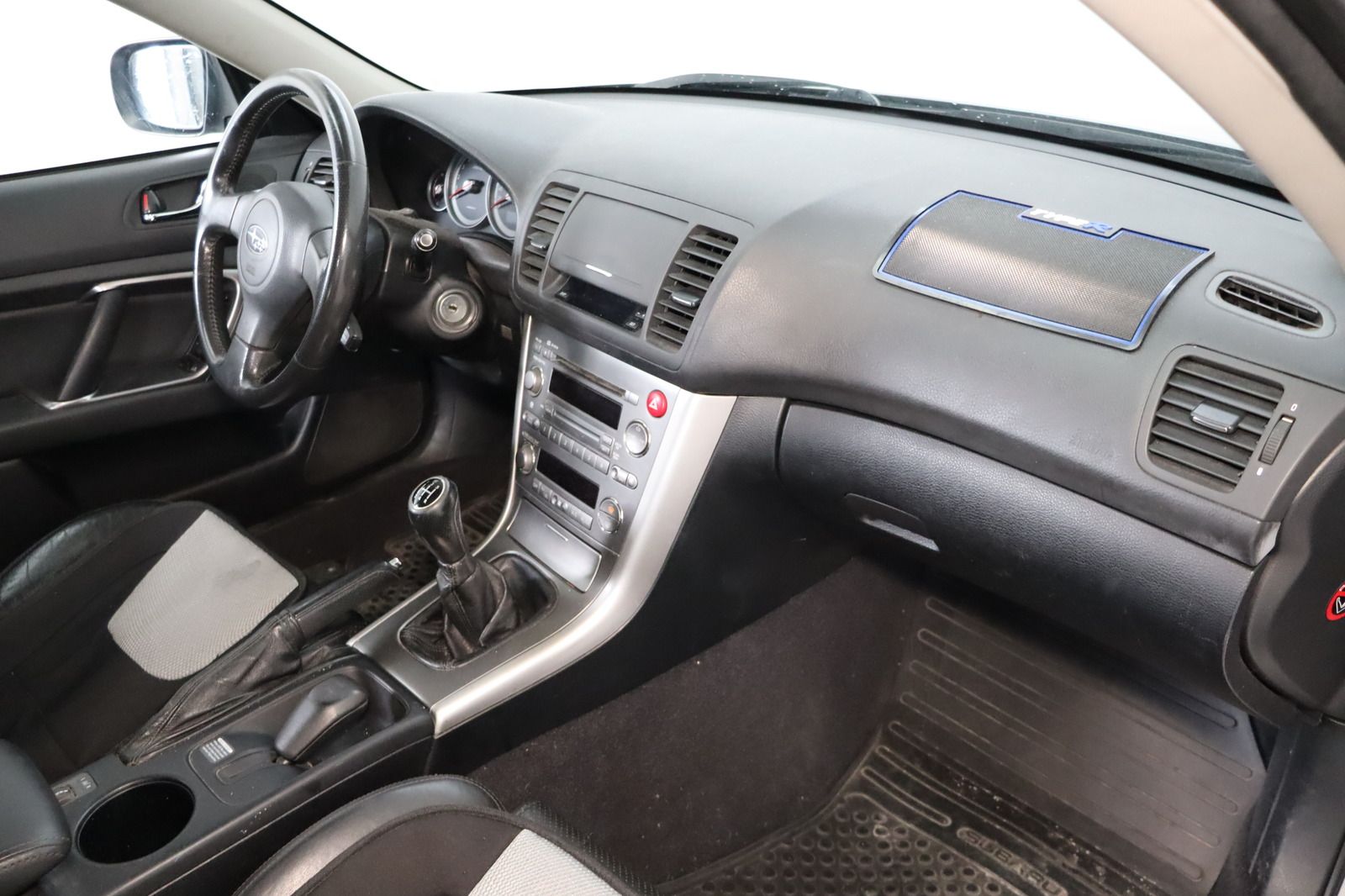 Fahrzeugabbildung Subaru Legacy Kombi 2.0R Leder * Schiebedach * Klima