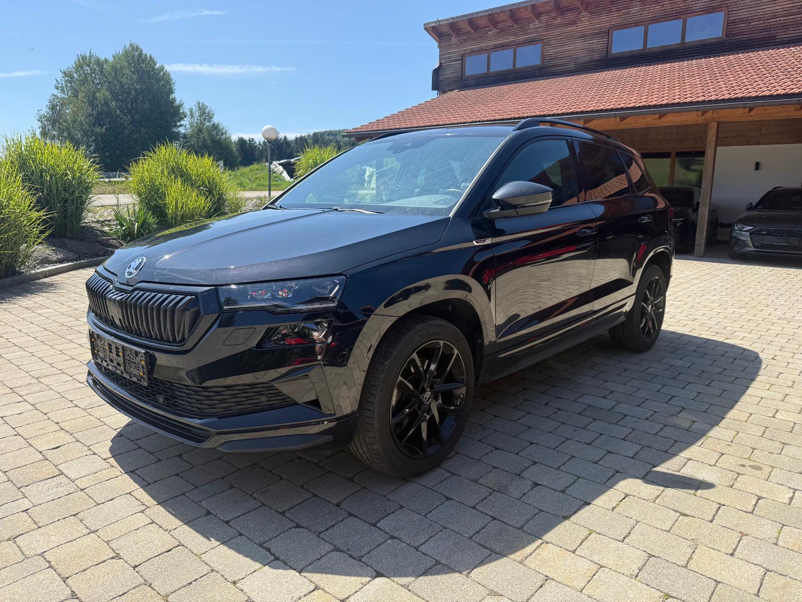 Skoda Karoq 1.5 TSI DSG Sportline ACC/AHK/Kamera/DCC
