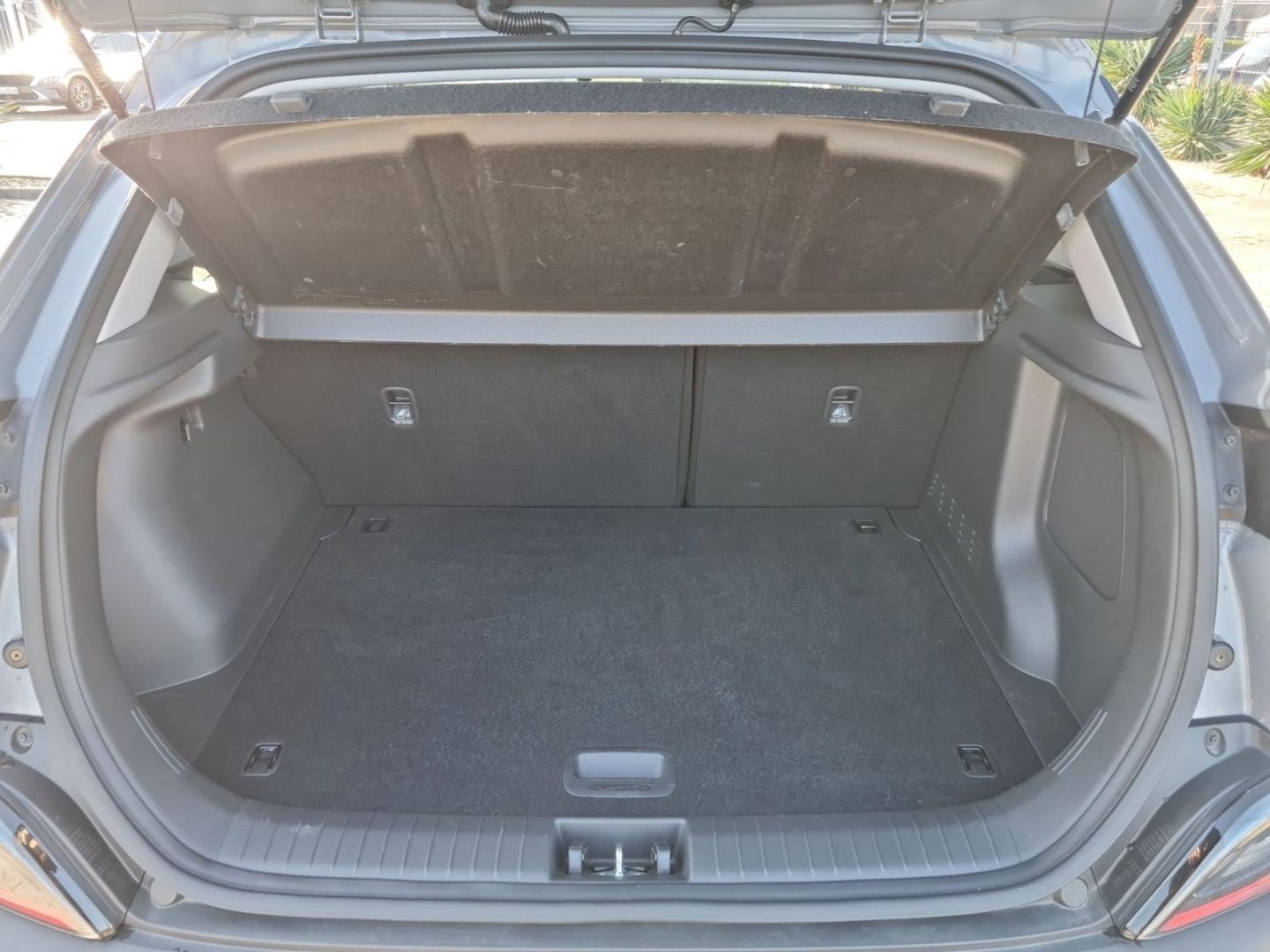 Fahrzeugabbildung Hyundai KONA Pure T-GDI EU6d-T 1.0 T-GDi 120 PS M T 2WD