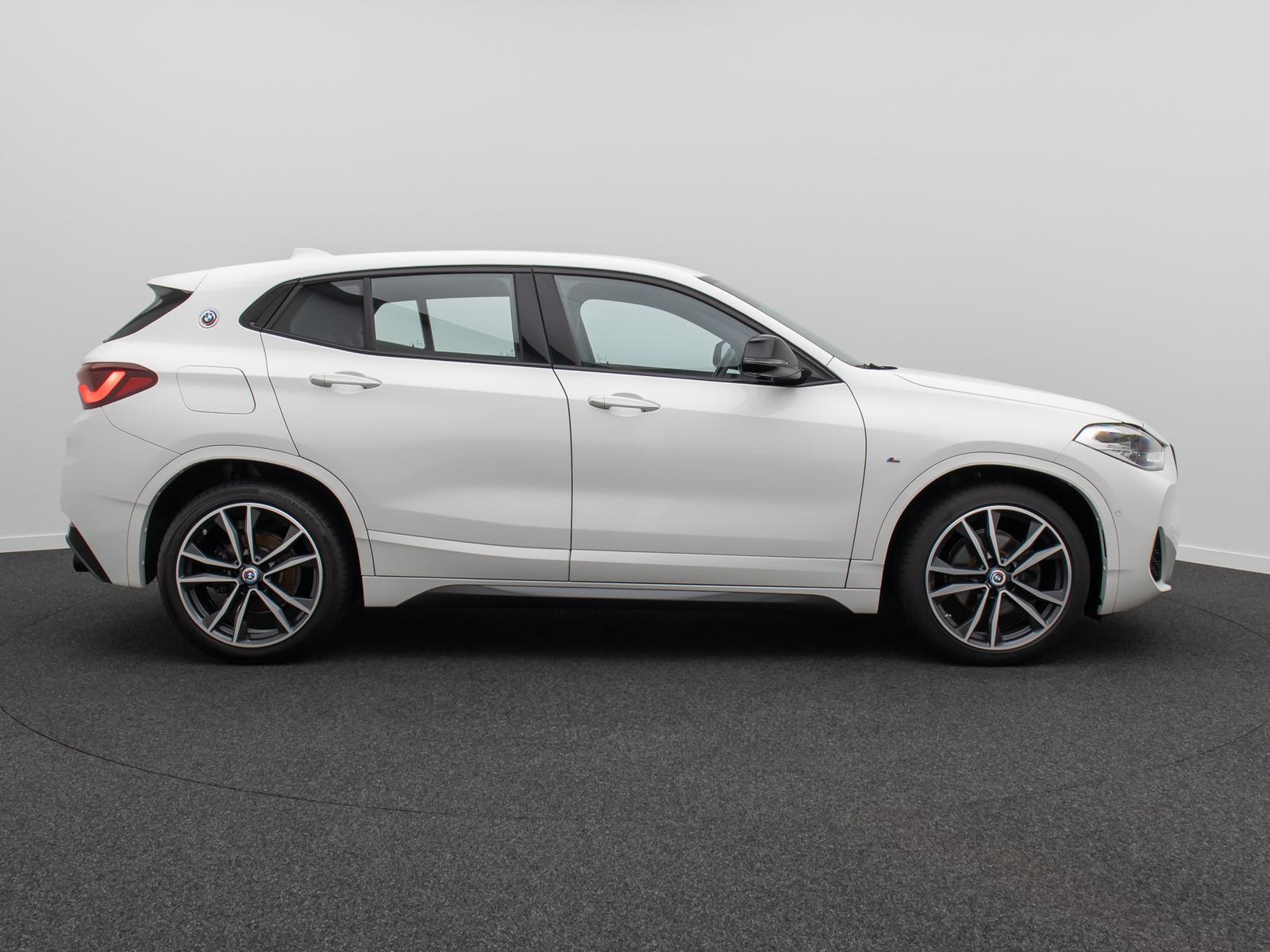 BMW X2 sD18d M Sport GeschwindigReg Kamera DAB 19", миниатюра 5