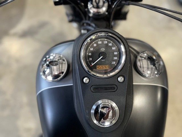 Fahrzeugabbildung Harley-Davidson FXDBB Stret Bob Spezial 103cui