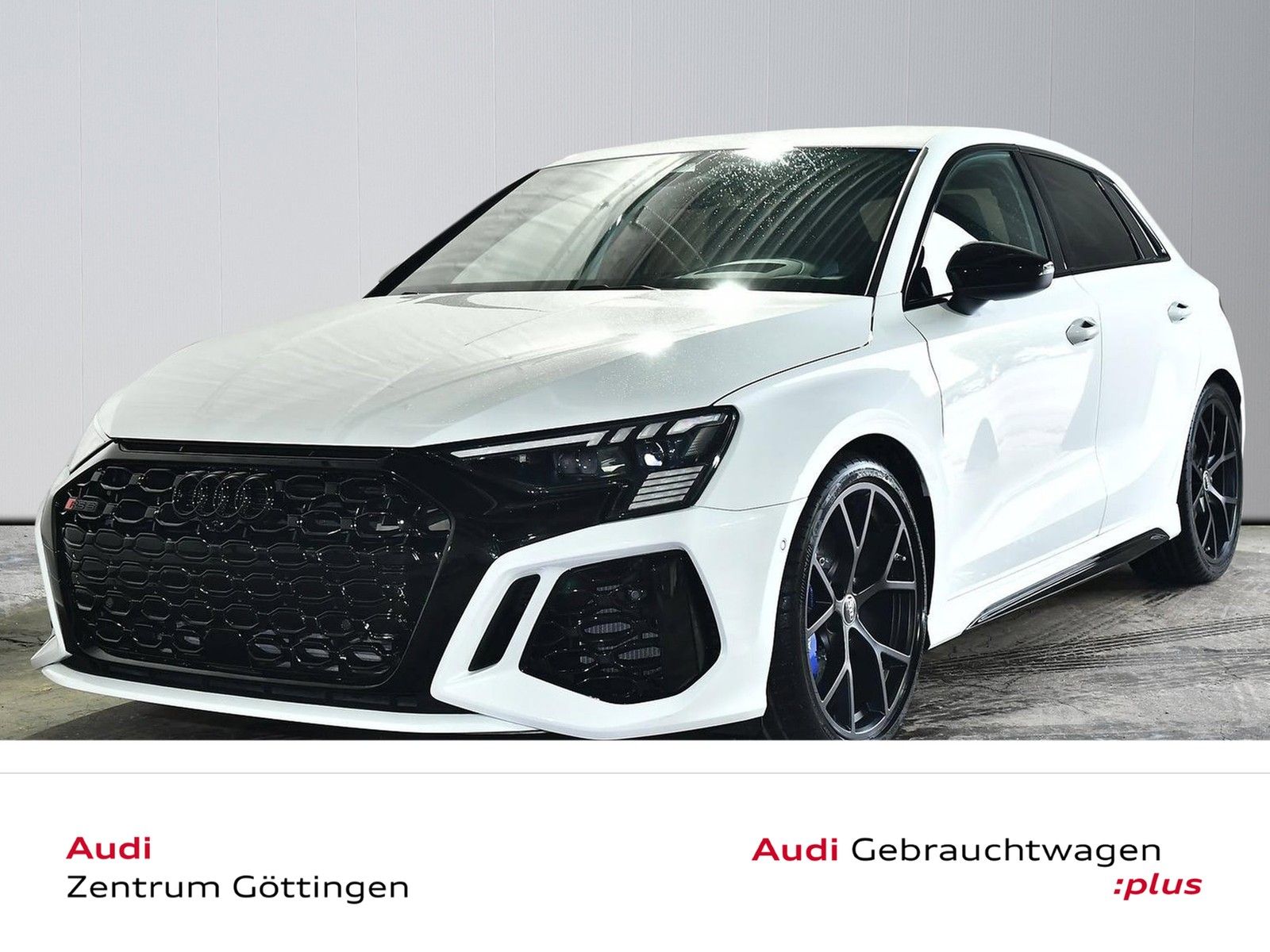 AUDI RS 3 Sportback 2.5 TFSI quattro Str. B&amp;O+HEAD UP