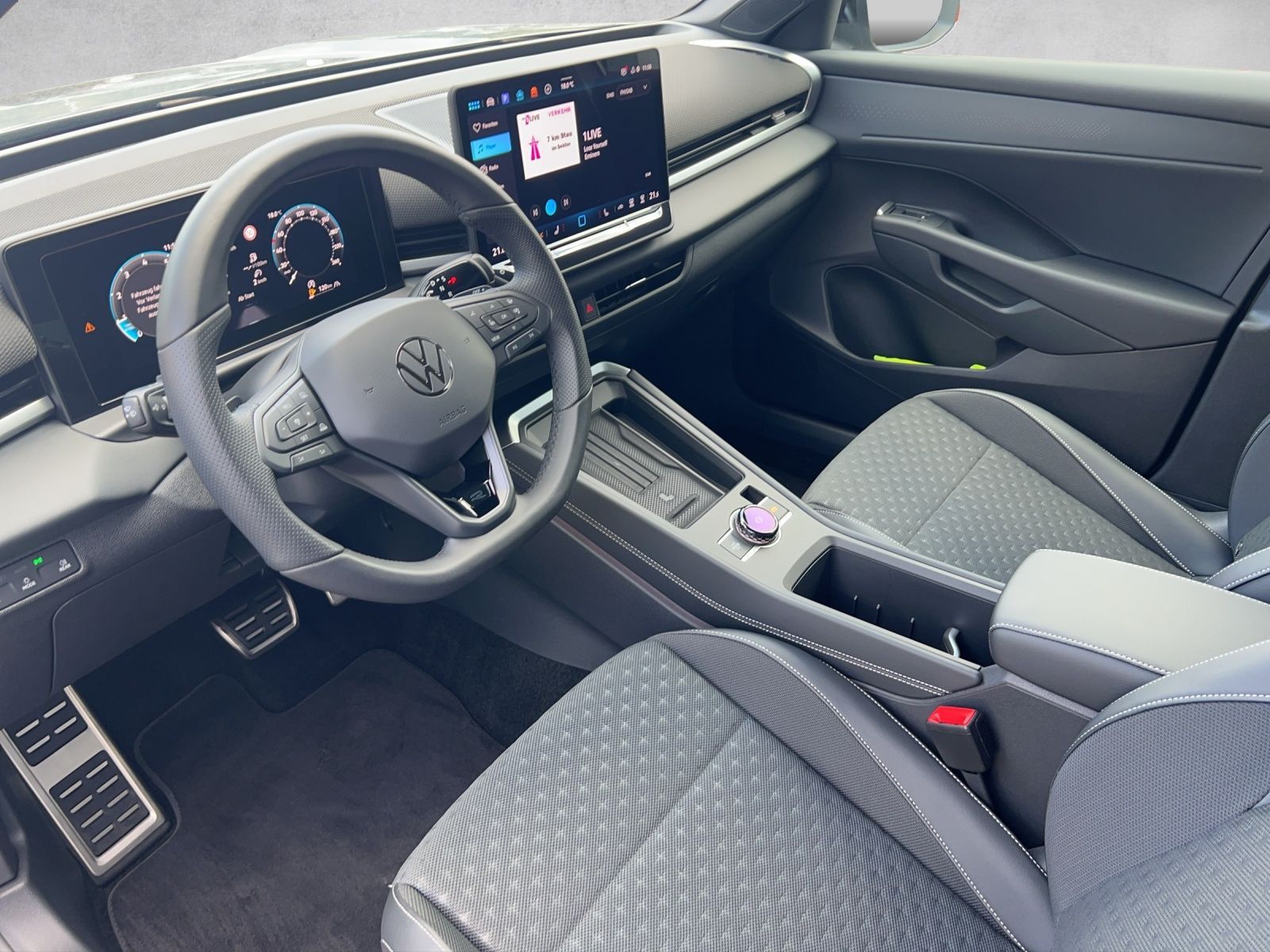 T-Roc R-Line 1.5 eTSI Navi*ACC*Black Style