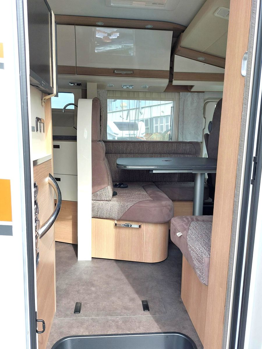Fahrzeugabbildung Malibu I 460 KB LE comfort Automatik Markise