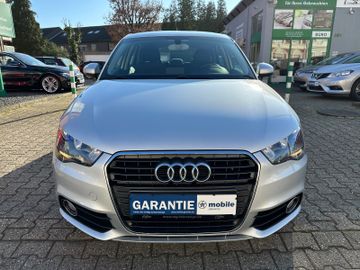 Fahrzeugabbildung Audi A1 Sportback Attraction 2-HAND NAVI PDC