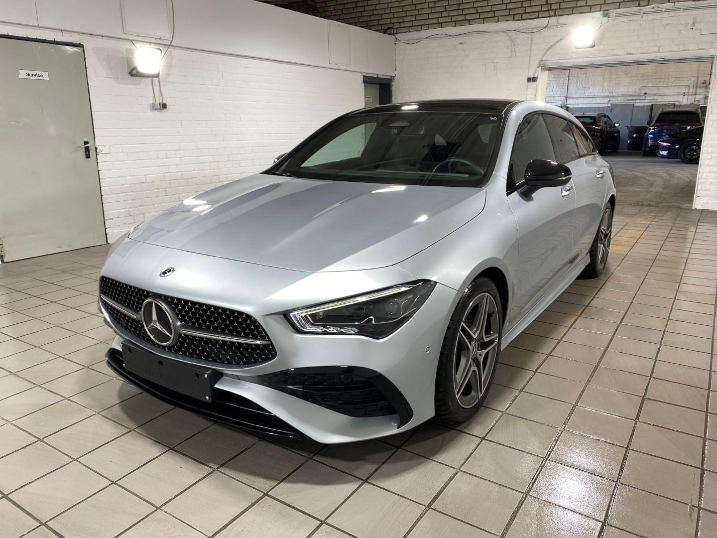Mercedes-Benz CLA 180 SB AMG Line PANO/AHK/KAM/NAVI
