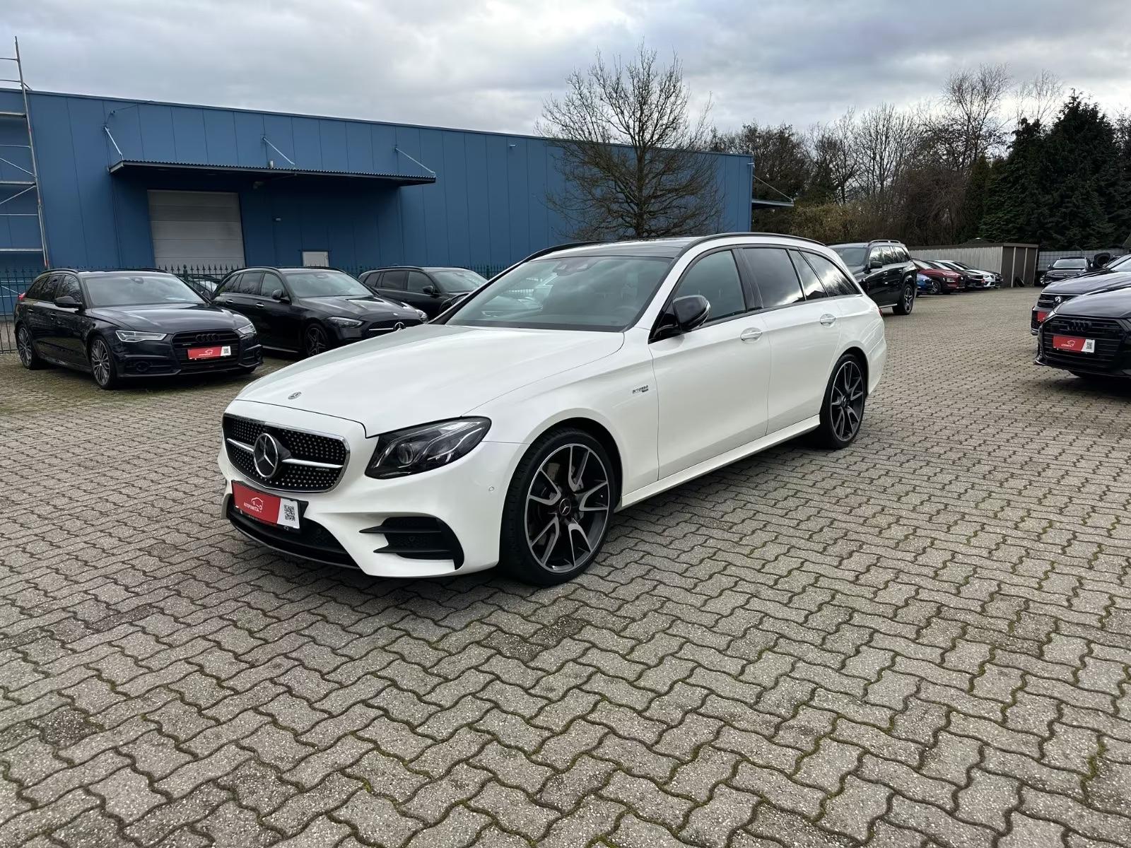 Mercedes-Benz E 43 AMG T 4M Distr HUD Pano 360° Sitzbelüf AHK