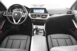 BMW 318i Touring Auto *1.Hand*Leder*Navi*SHZ*EHK* - graue BMW 318