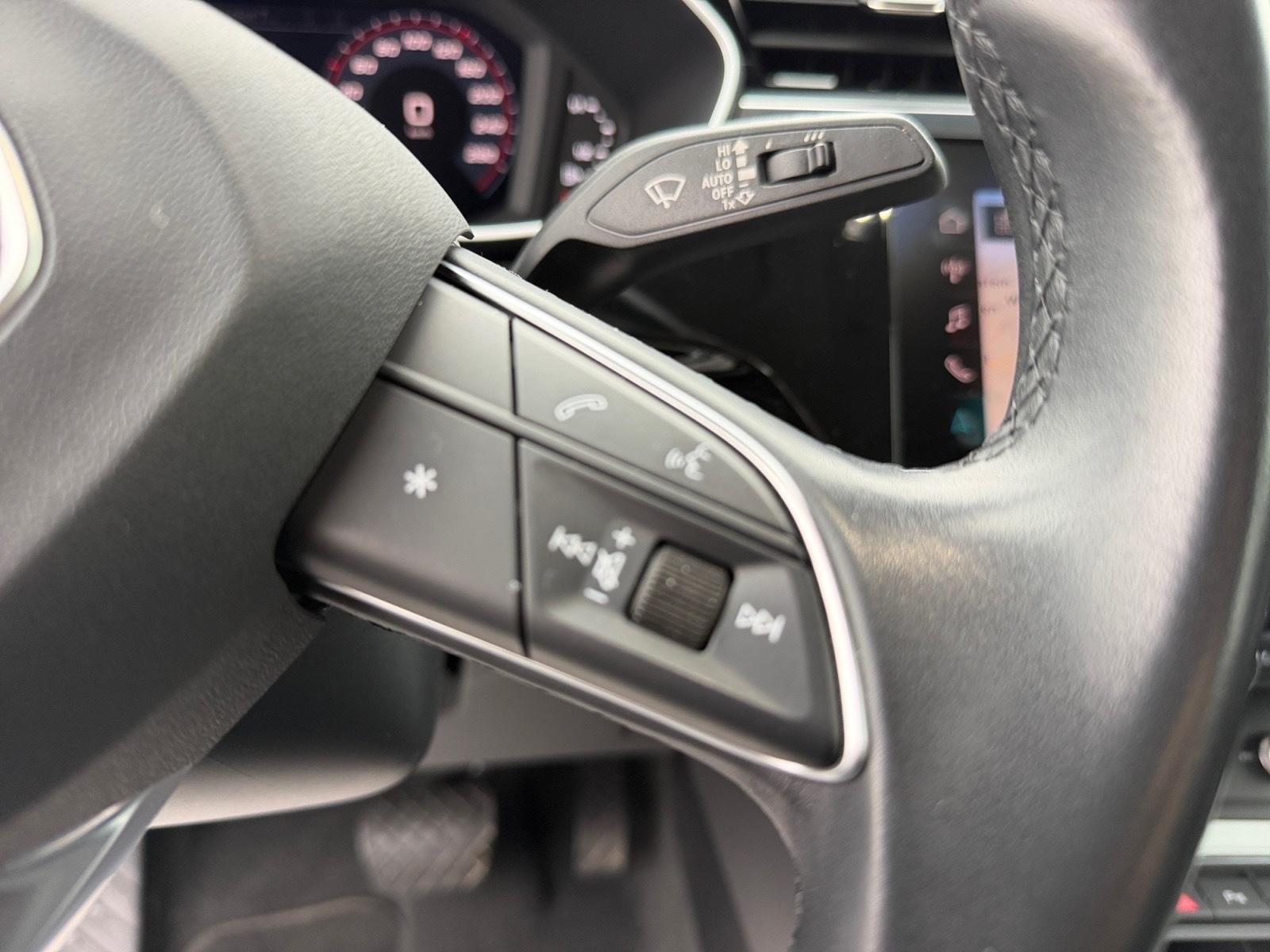 Audi Q3 Sportback 45 TFSI quattro S-Line Navi Leder