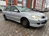 Mitsubishi Lancer 1.6 Kombi Klima - Mitsubishi Lancer: 1.6
