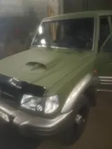 Hyundai Galloper 2,5 TD (5-Gang) - - Hyundai aus 2001