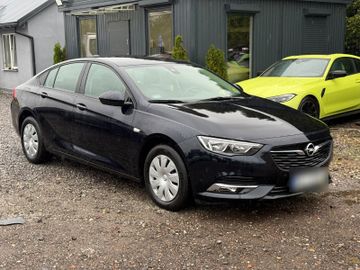 Opel Insignia - 1