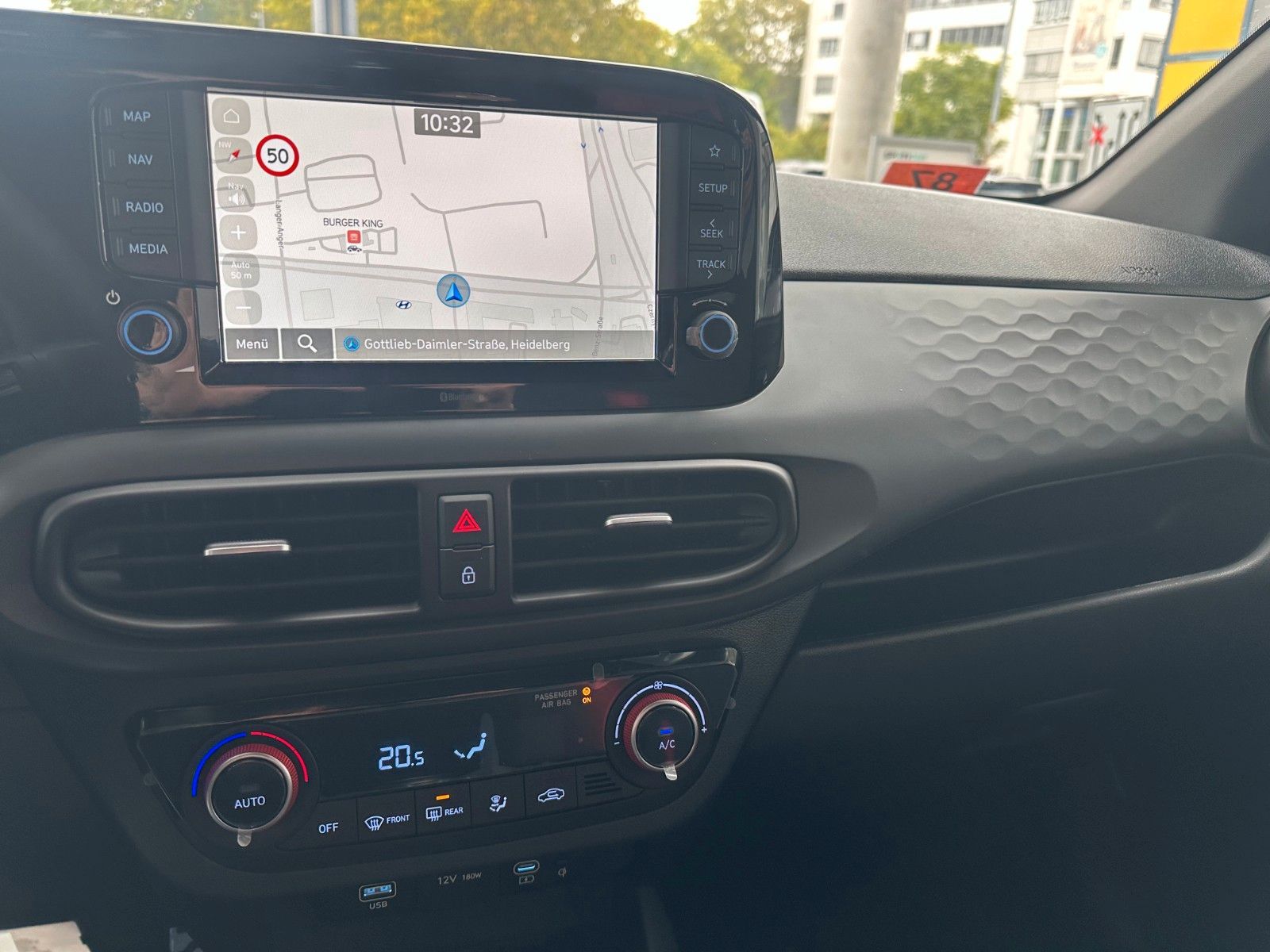 Fahrzeugabbildung Hyundai i10 1.0 N Line Kamera,Navi,SHZ,Klimaaut.,PDC,LM