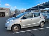 Suzuki Alto*wenig gelaufen*TüV NEU*gut gep... - gebrauchte Suzuki Alto aus dem Jahr 2012