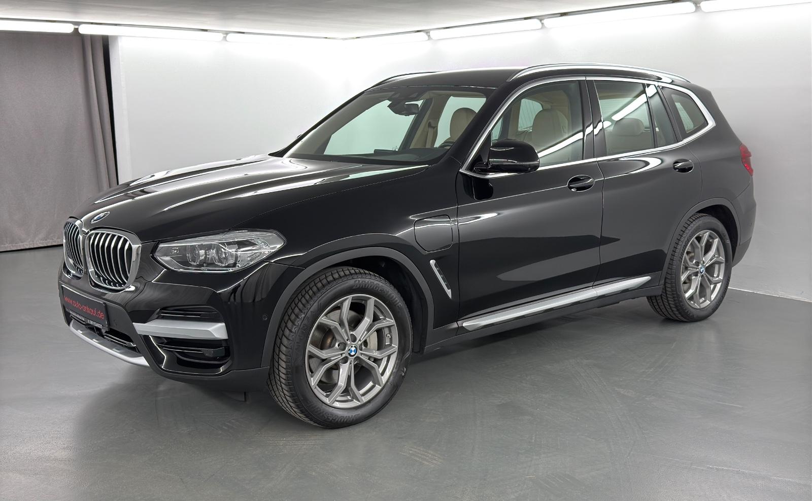 BMW X3 xDrive 30 e xLine Sportsitze AHK 360°Kamera