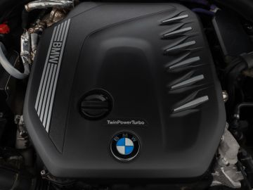 Fahrzeugabbildung BMW 530d Luxury Line Kamera DAB HiFi Stop&Go Alarm