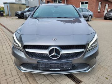 Mercedes CLA 200 Shooting Brake - 2