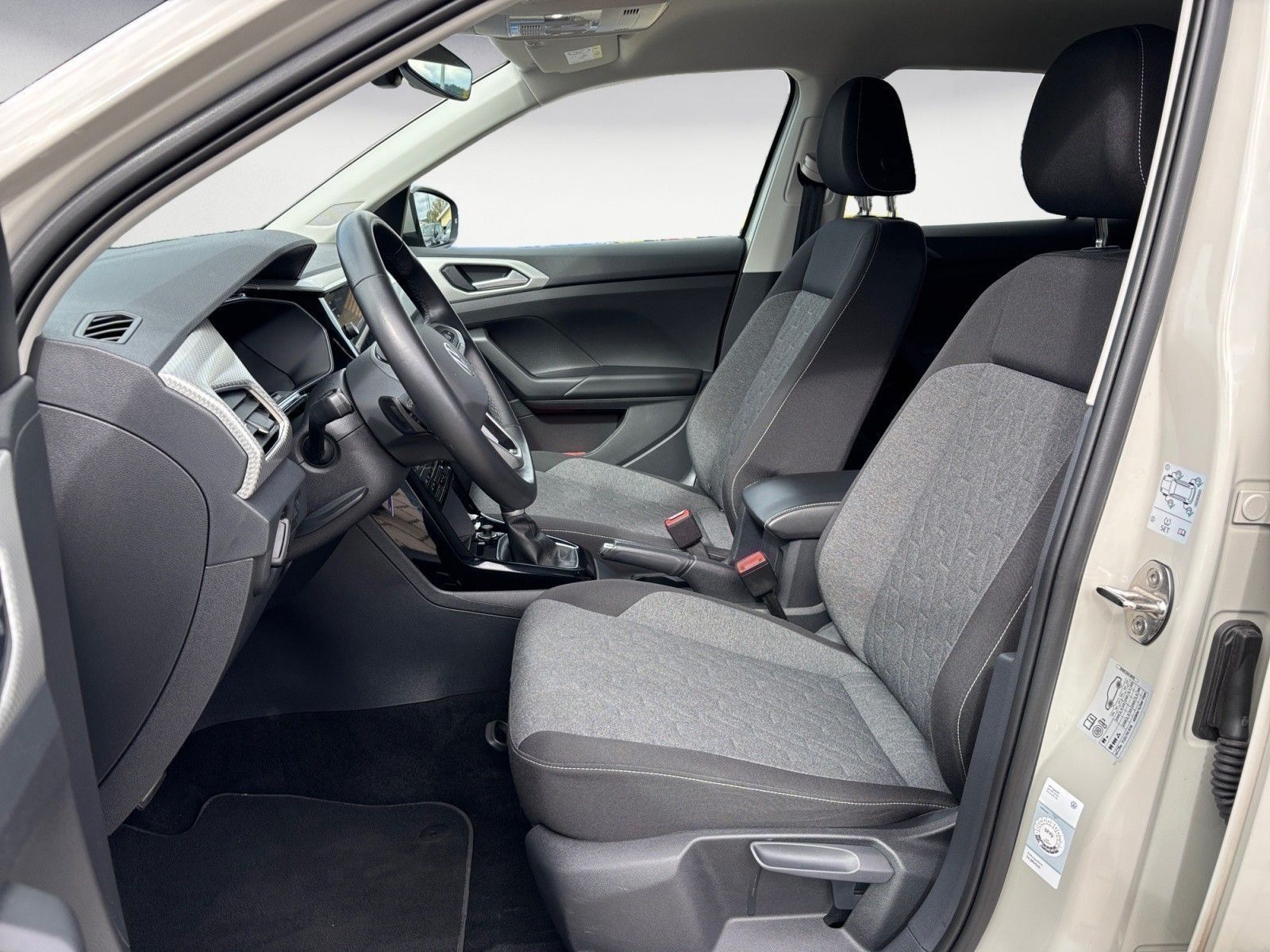 Volkswagen T-Cross - Bild 7