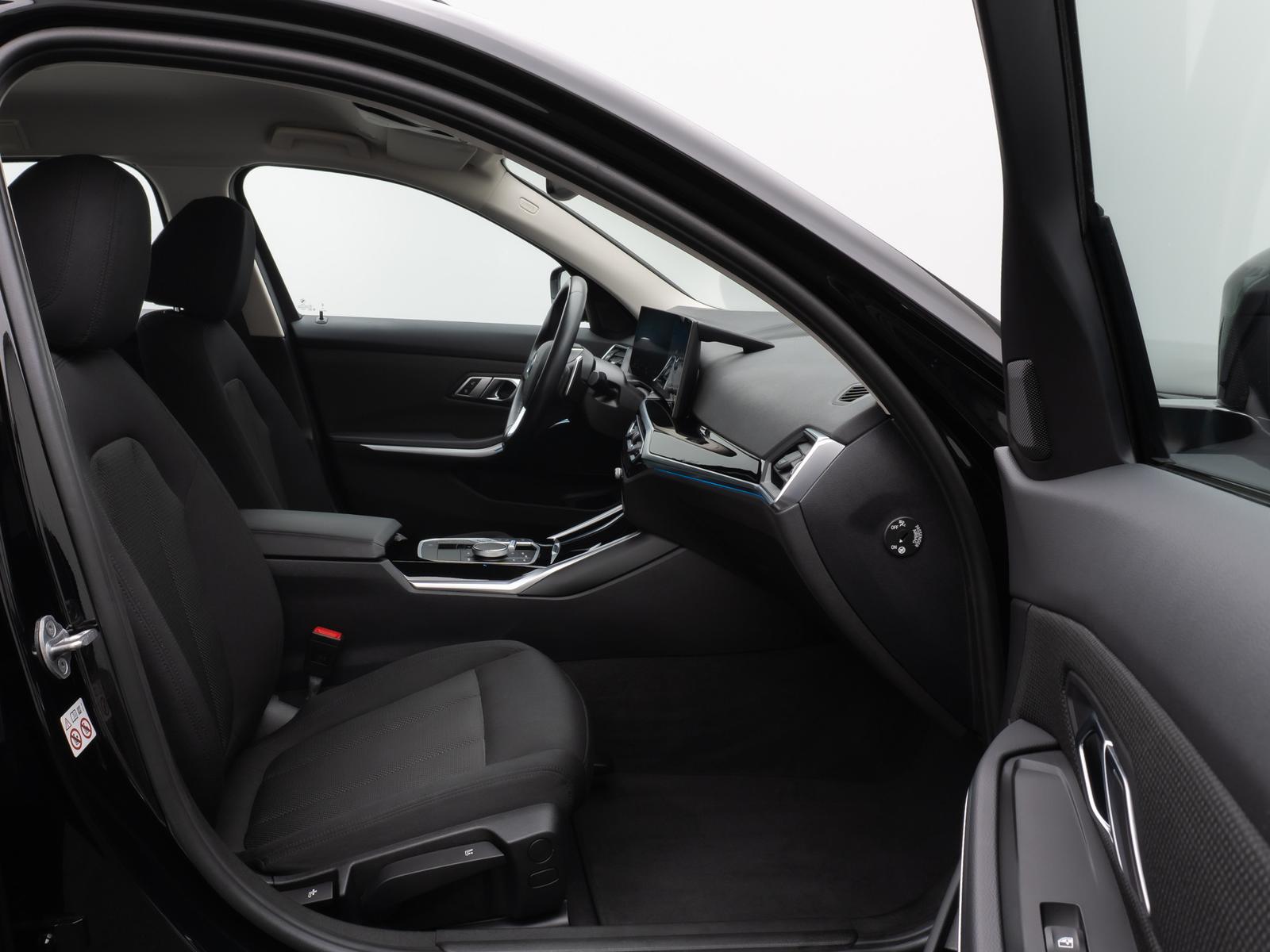 BMW 3 Series i DAB HiFi CockPit+ Stop&Go PDC AHK Widscreen, миниатюра 25