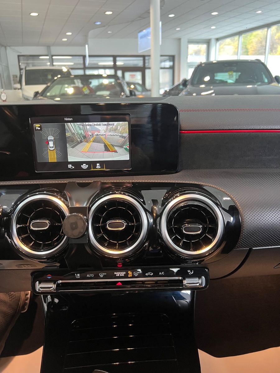 Fahrzeugabbildung Mercedes-Benz CLA 200 AMG * 35 AMG OPTIK *