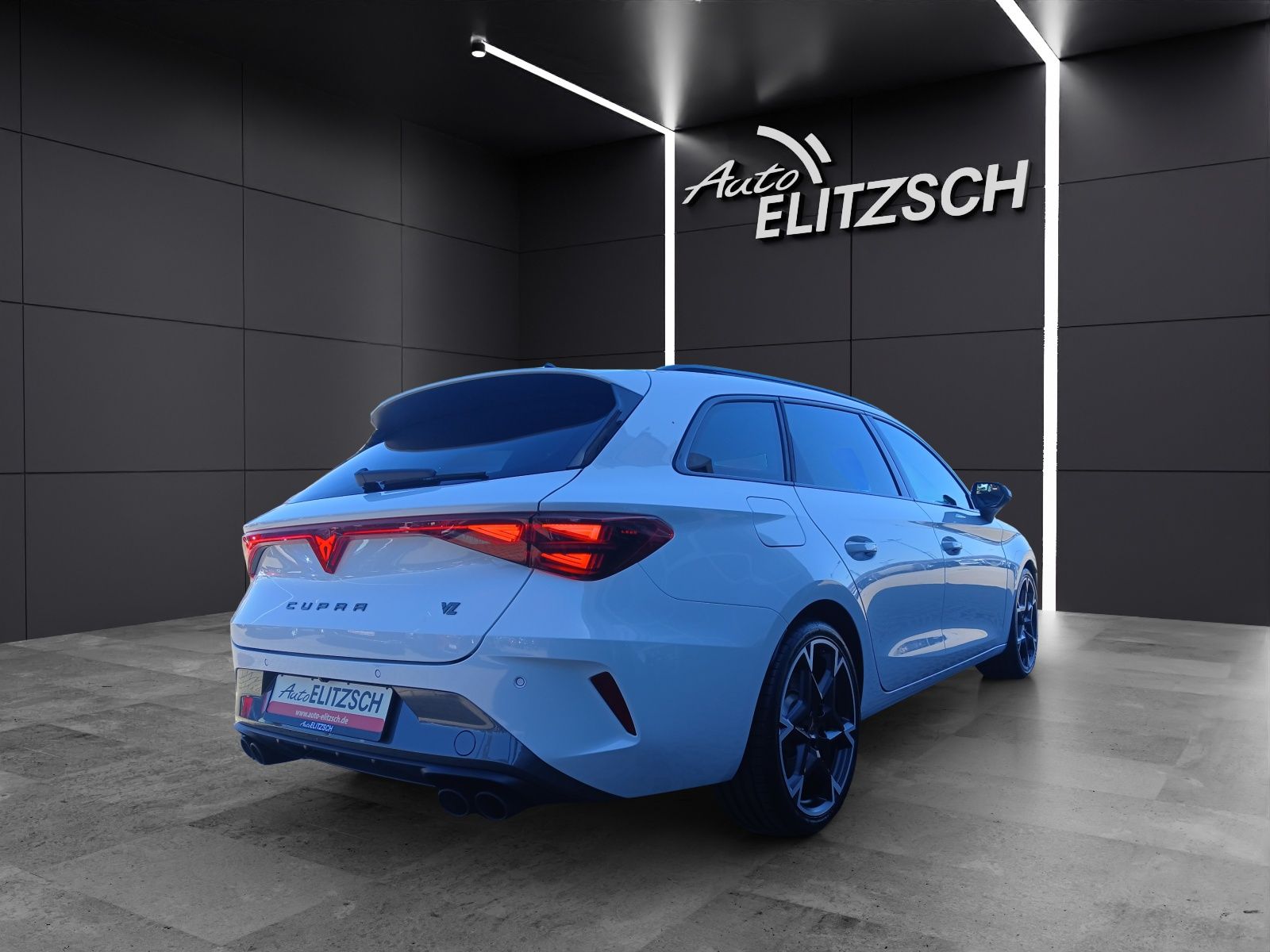 Fahrzeugabbildung CUPRA Leon ST TSI VZ DSG 4Drive LED AHK ACC RFK SH 19"