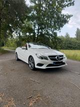 Mercedes-Benz E 400 Autom. - - Mercedes-Benz E 400 mit Benzin-Antrieb