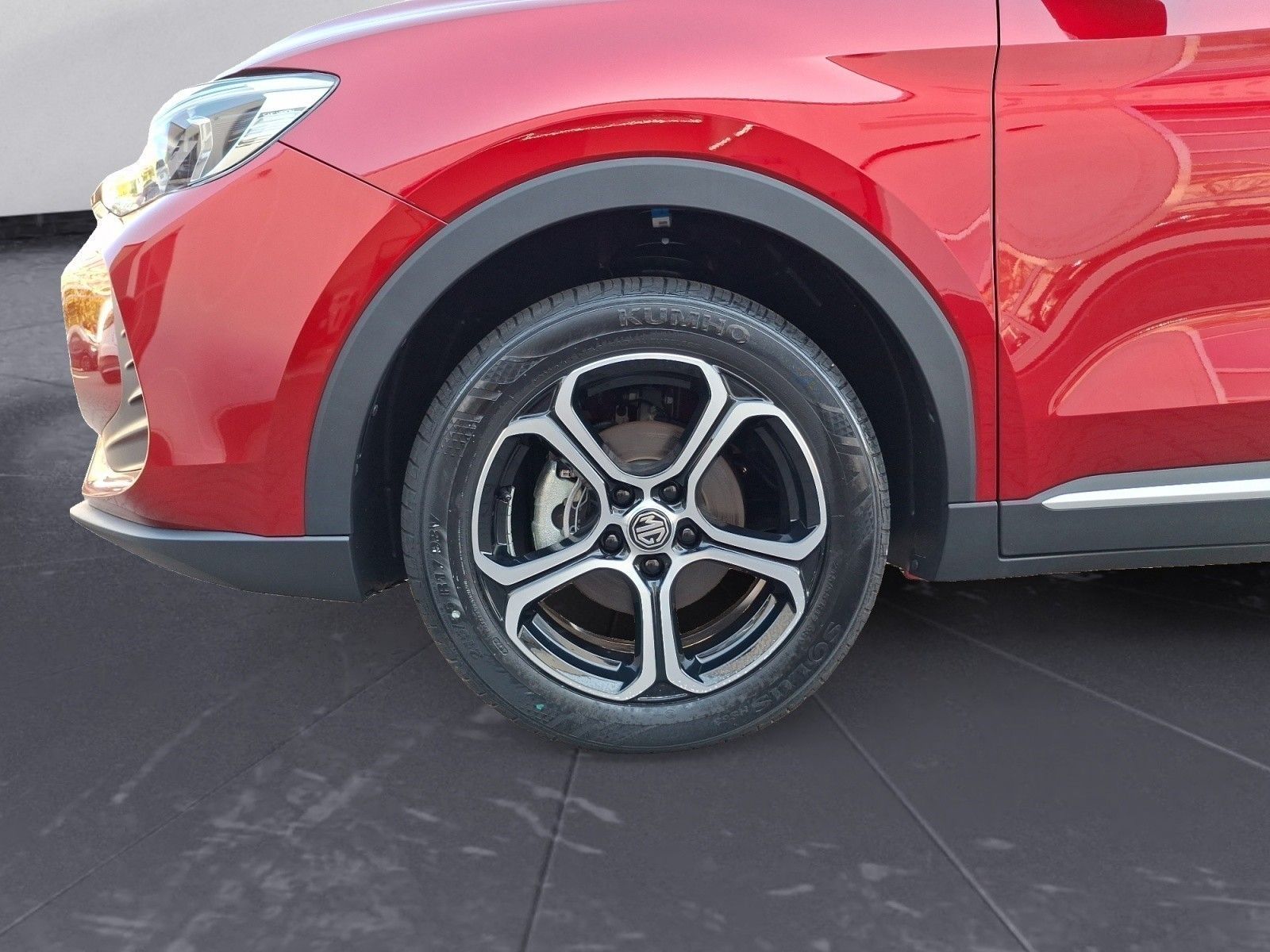 MG ZS