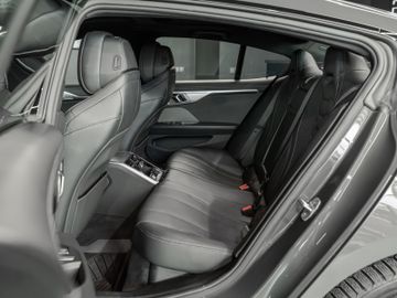 BMW 840 - 10