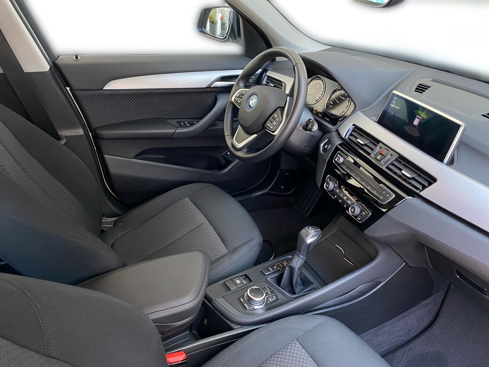 BMW X1 xDrive25e Advantage Navi DAB PA el.Heck foto 4