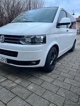 Volkswagen T5 Multivan - scheckheftgepflegte VW T5 Multivan