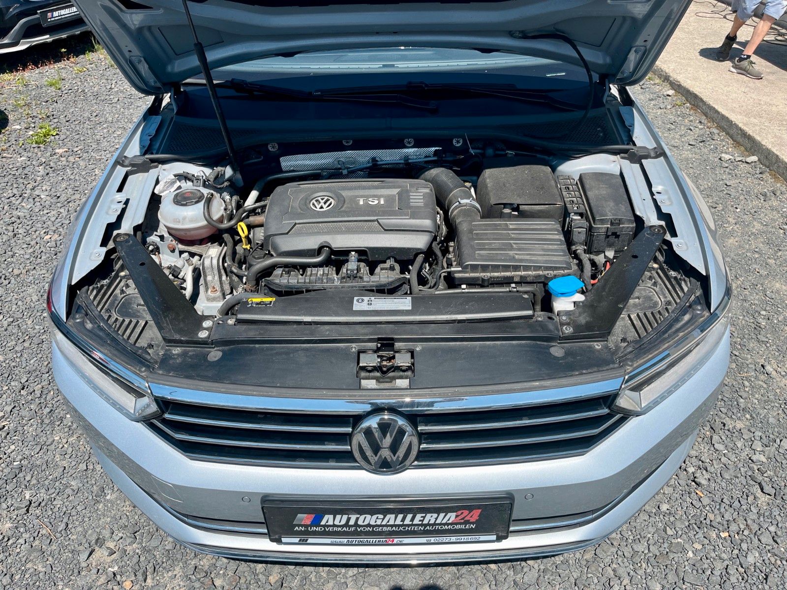 Fahrzeugabbildung Volkswagen Passat Variant 1.8 TSI DSG Navi Leder HIGHLINE