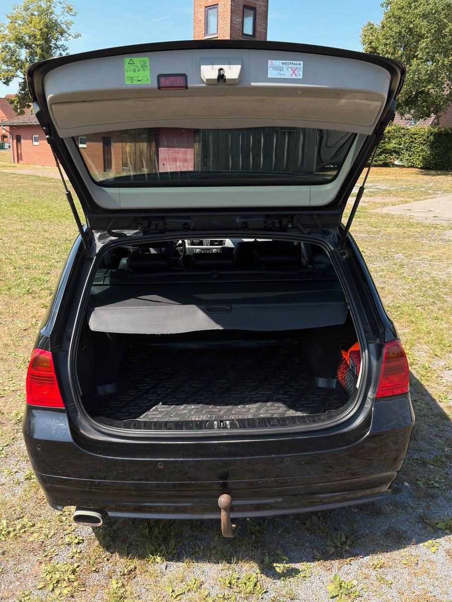 BMW 320 2007 — photo 7