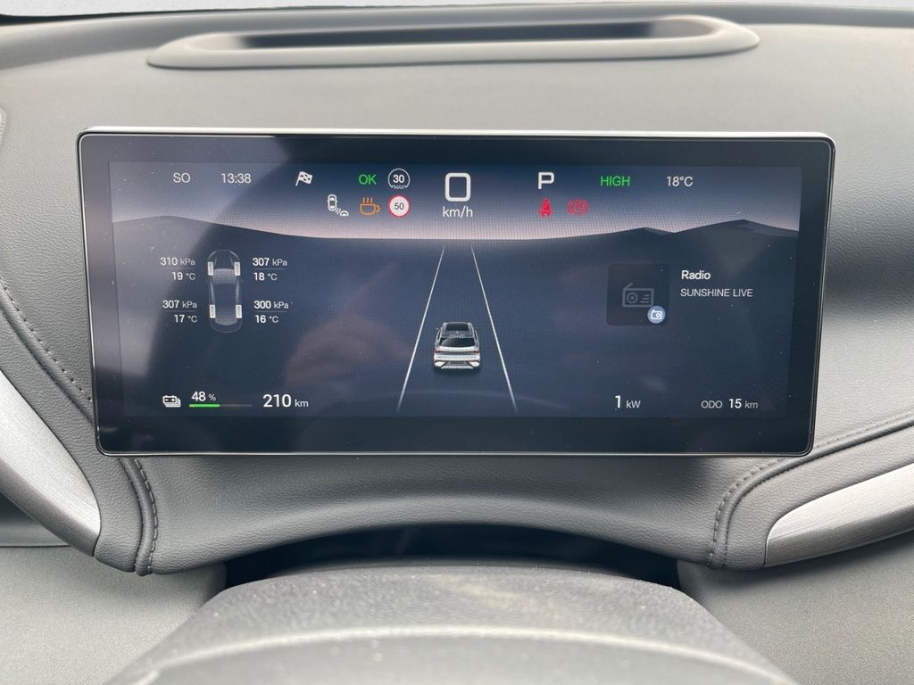 BYD ATTO 3 Evo Excellence Allrad HUD Panoramadach - Bild 12
