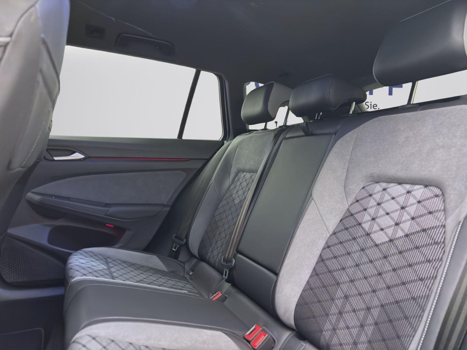 Volkswagen Golf - Bild 16