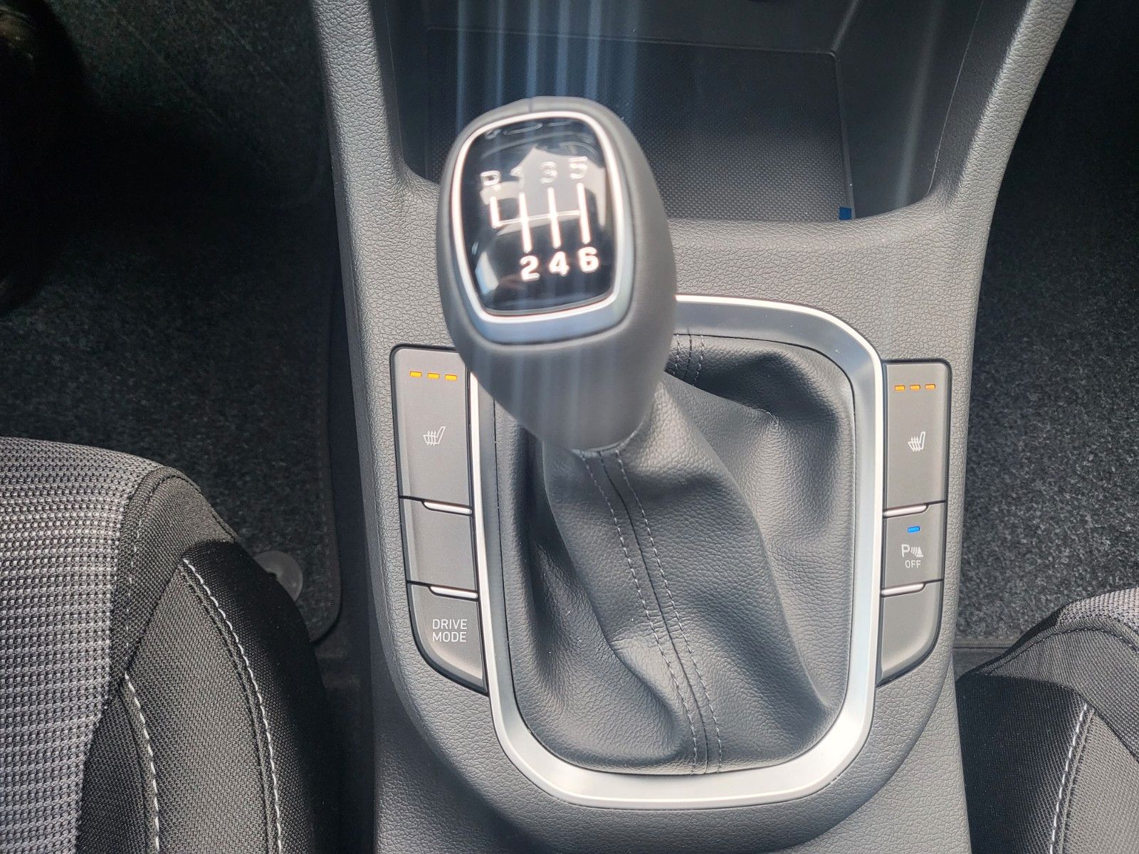 Fahrzeugabbildung Hyundai i30 FL 1.0 T-GDI M/T (48V) Select  FunktionsP