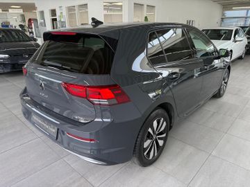 Volkswagen Golf - 5