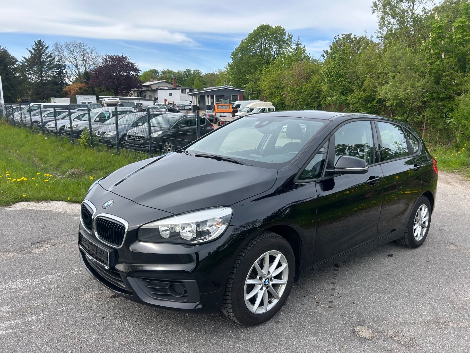 BMW 216 - 1