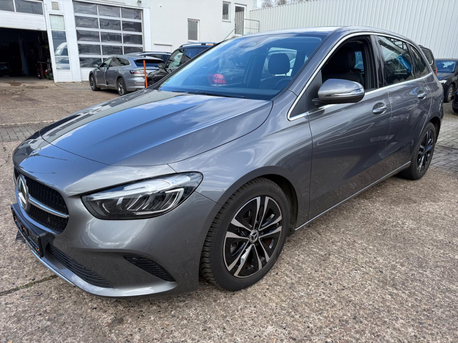 Mercedes-Benz B 180 Automatik