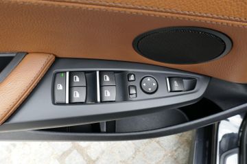 Fahrzeugabbildung BMW X3 xDrive 35 d, M-Paket, Navi, Panorama, LED