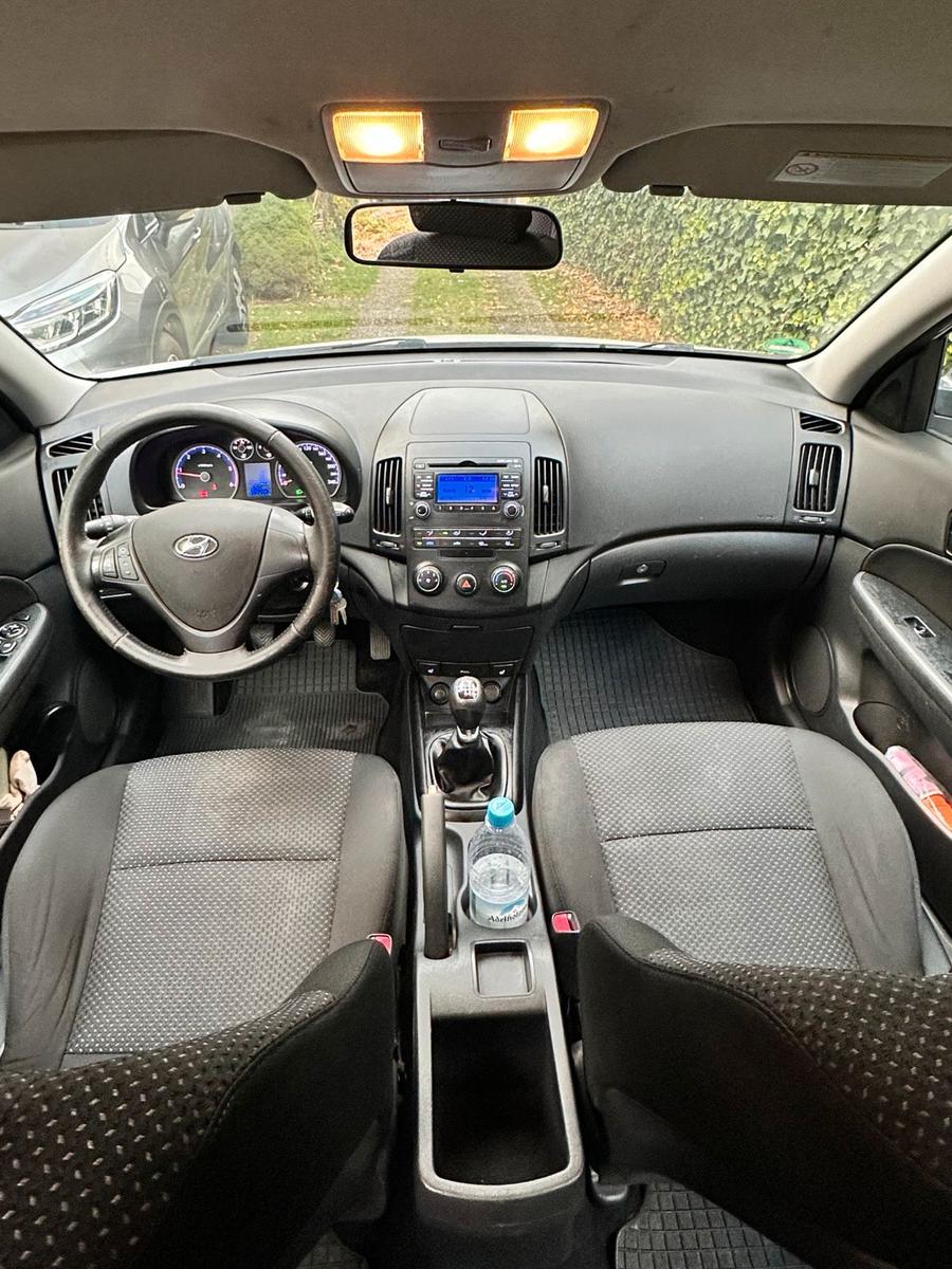 Hyundai i30 2012 — photo 14