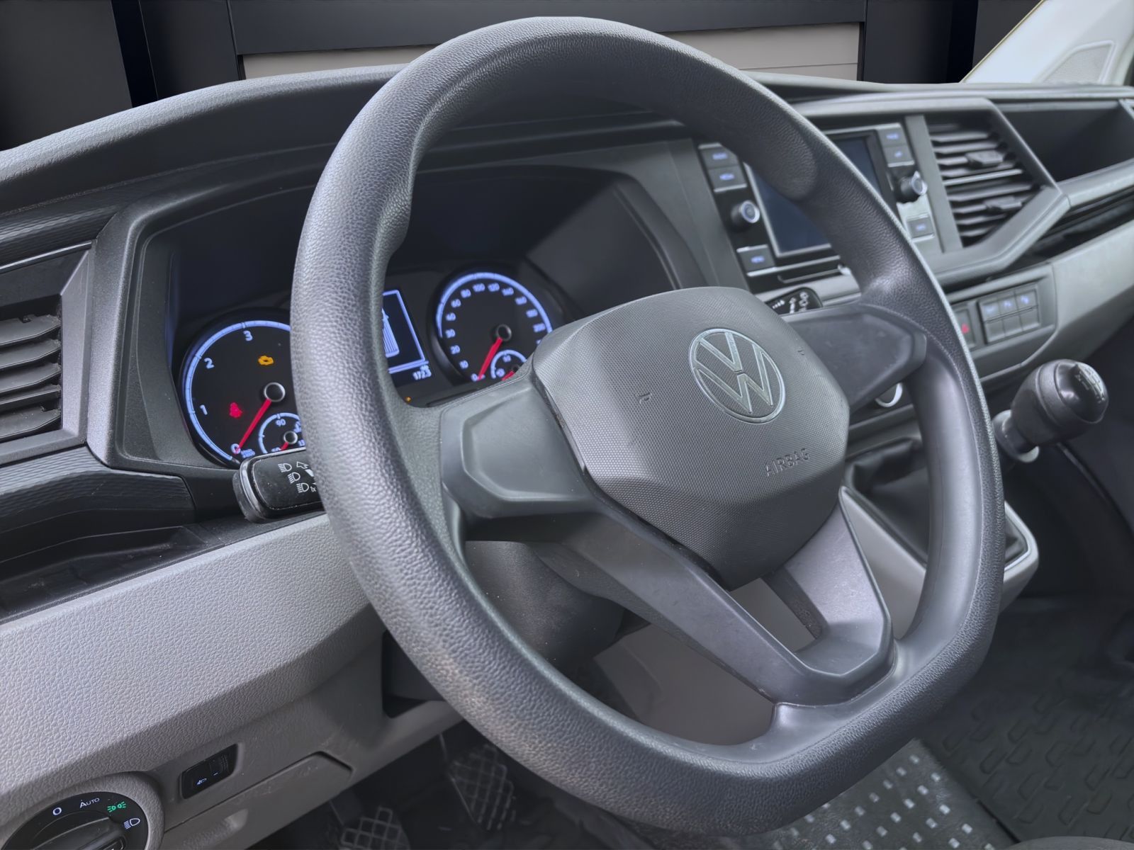 Volkswagen T6 Kombi - Bild 10