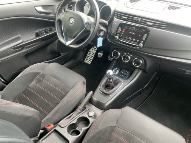 Fahrzeugabbildung Alfa Romeo Giulietta 1.4 TB 16V Sprint Navi, DAB, Einparkhi