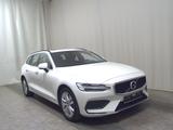 Volvo V60 B4 Momentum Navi LED Pano RFK H-K Sound - weiße Volvo V60